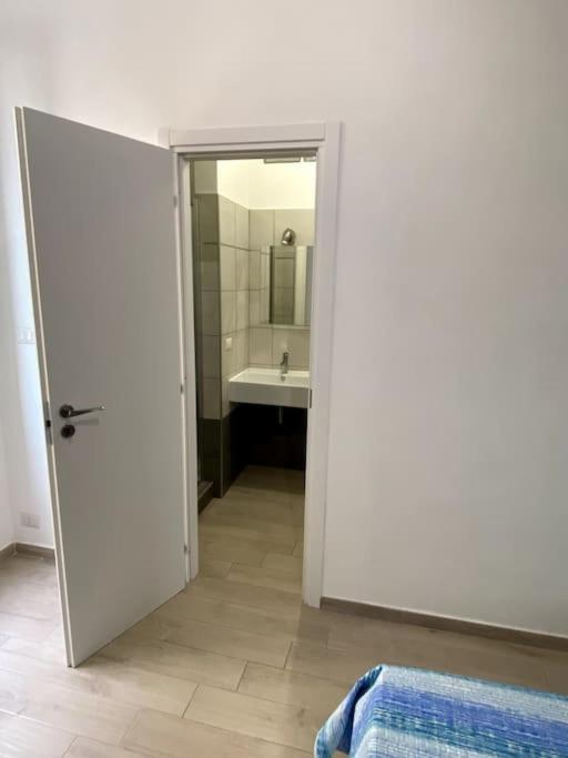 Domus Art Suites Merulana 罗马 外观 照片