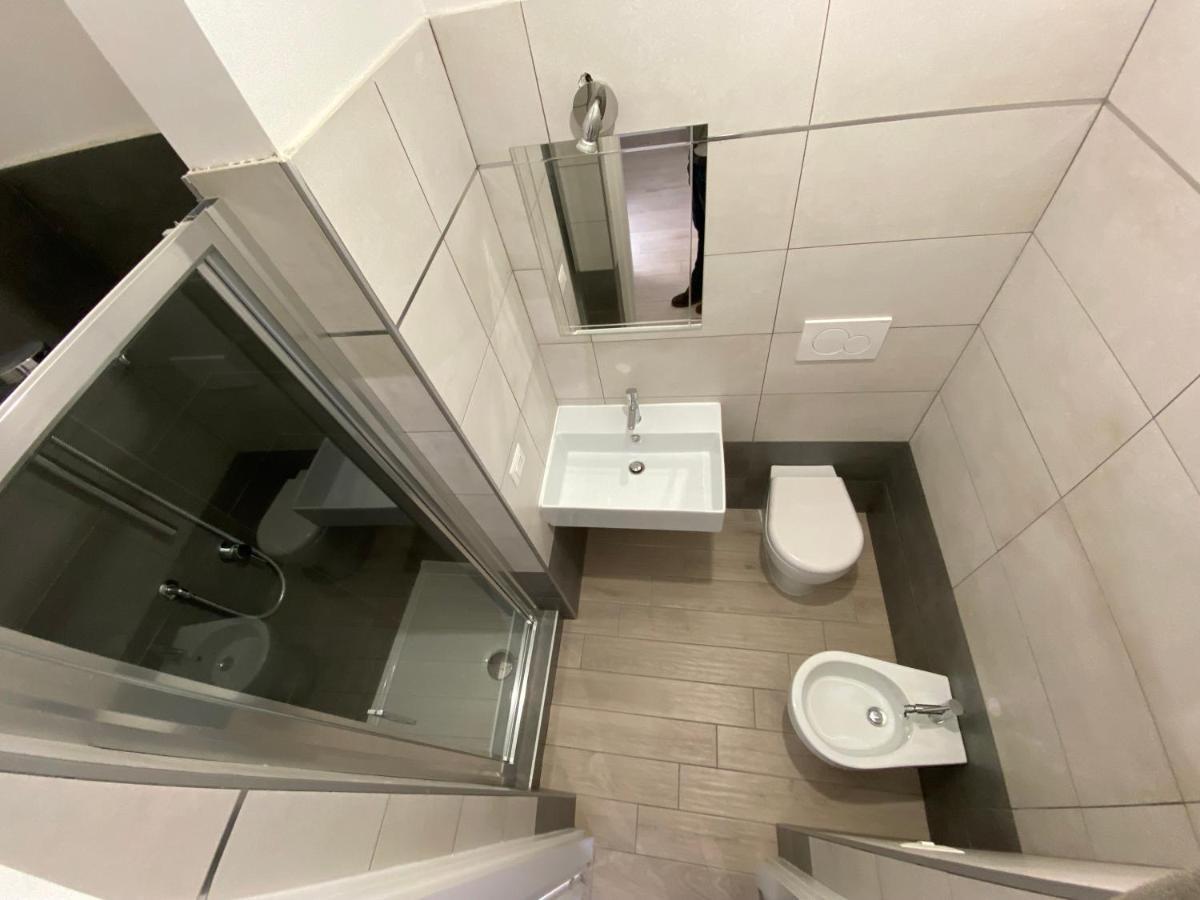 Domus Art Suites Merulana 罗马 外观 照片